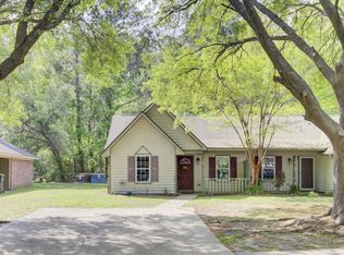 621 Temple Rd #A, Ladson, SC 29456