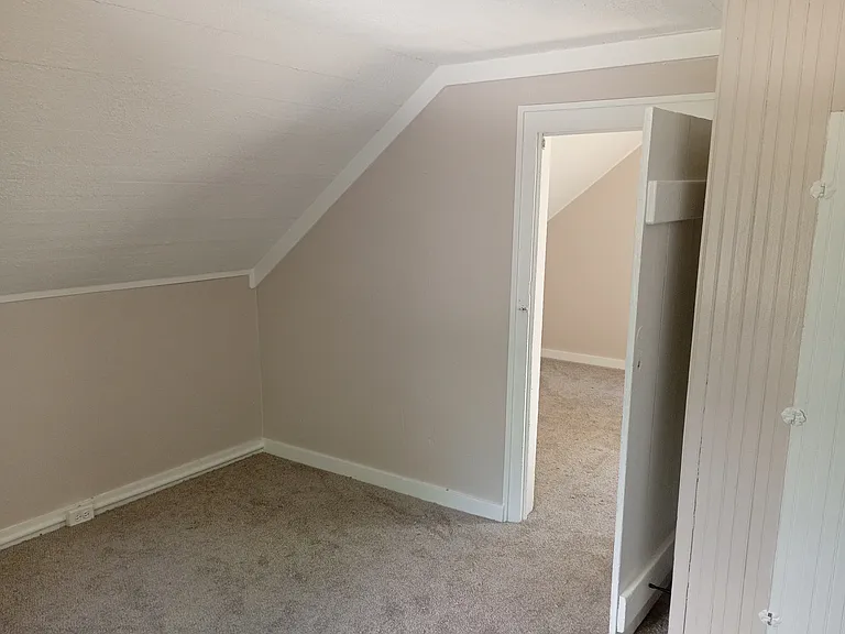 534 N Grant St — Photo 18