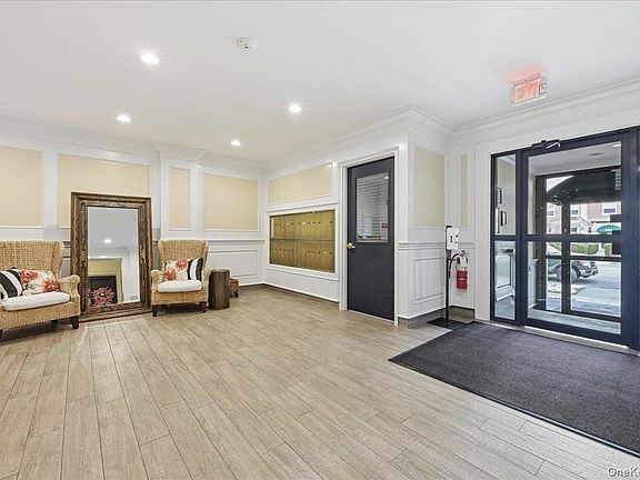 5th image of 222 7th Street #1K