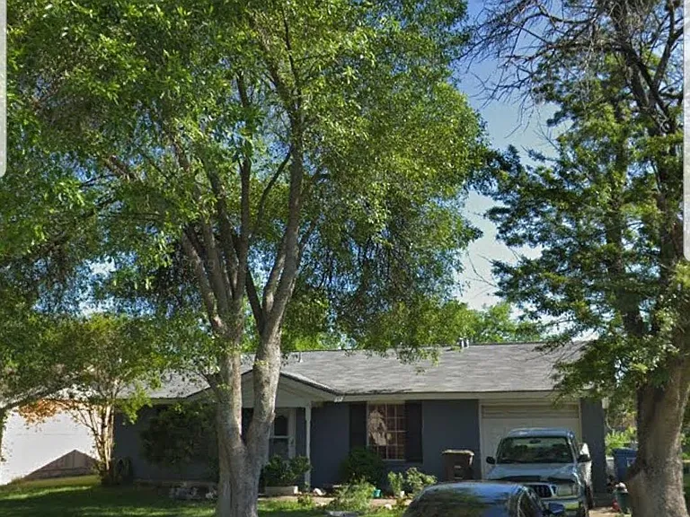 5154 Village Path — Photo 1