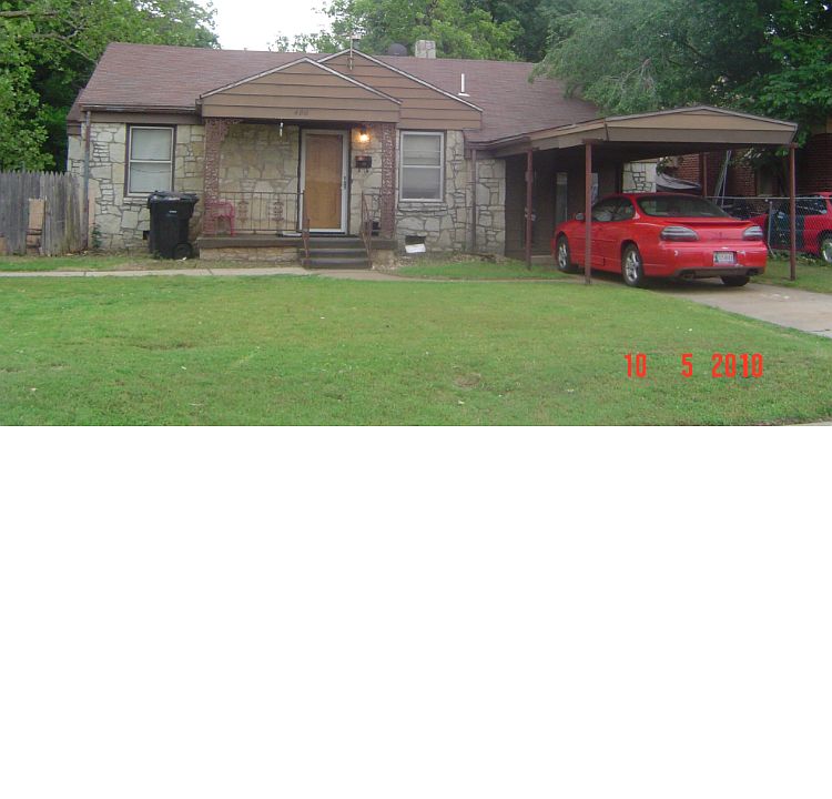 2nd image of 400 SW 45th St