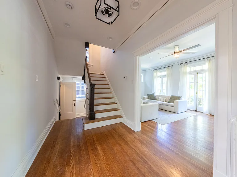 7118 Pershing Ave — Photo 14