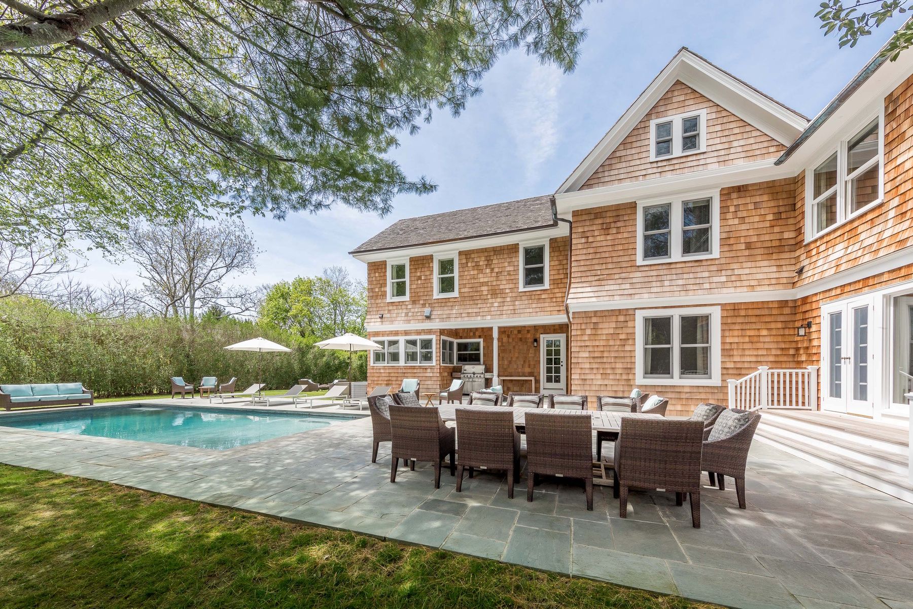 2623 Montauk Hwy, Bridgehampton, NY 11932 Out East