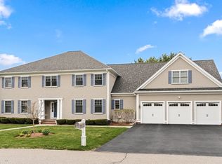 37 Mayflower Rd, Winchester, MA 01890