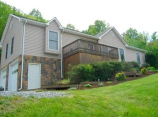 1765 Springdale Rd, Pearisburg, VA 24134