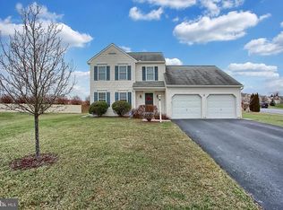 400 Bradley Ct, Harrisburg, PA 17112