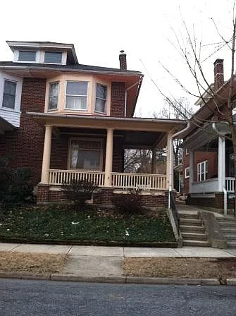 1240 Girard Ave photo 1
