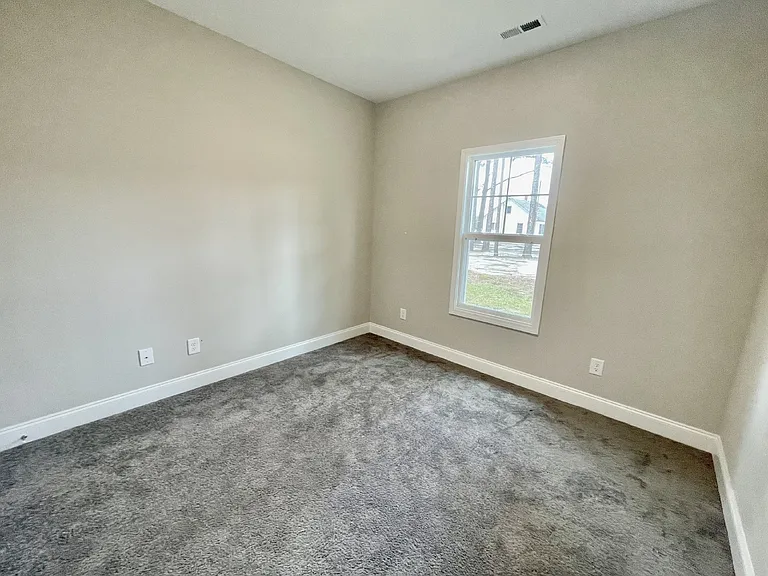 5177 Maxwell Rd — Photo 10