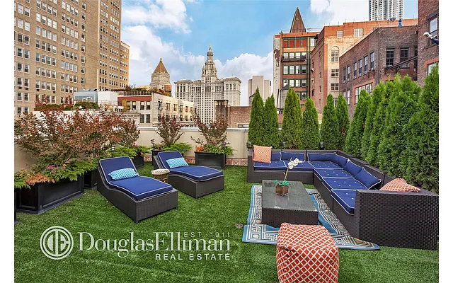 Rented by Douglas Elliman | media 7