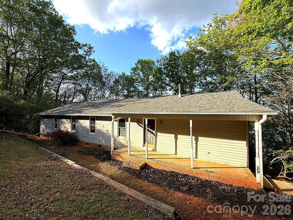 1st image of 42484 Moonshine Dr