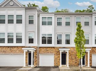 908 Parkview Ln, Rockaway, NJ 07866