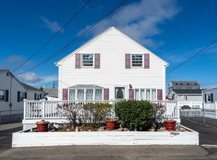 24 Bittersweet Ln, Hampton, NH 03842