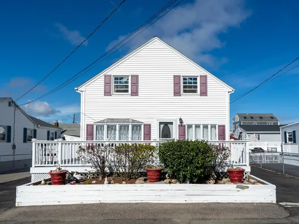 24 Bittersweet Lane, Hampton, NH 03842