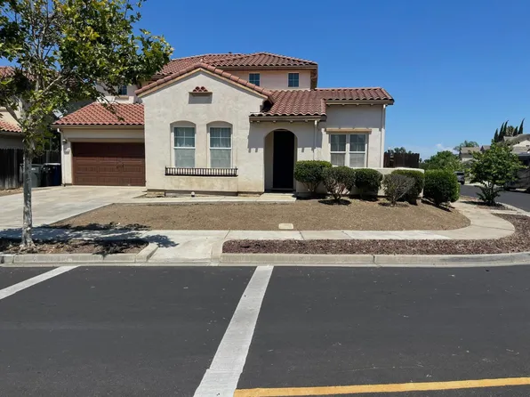 500 Henley Pkwy, Patterson, CA 95363