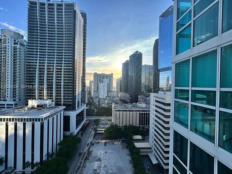 951 Brickell Ave #2011 — Photo 4