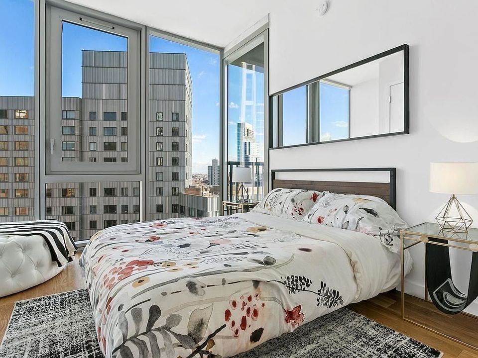 1st image of 436 Albee Sq W #20E