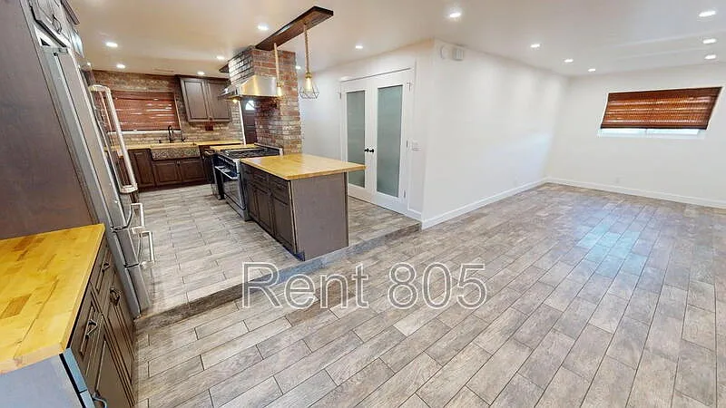 3 bed, 2.0 bath, 1536 sqft, $4,195 — Photo 2