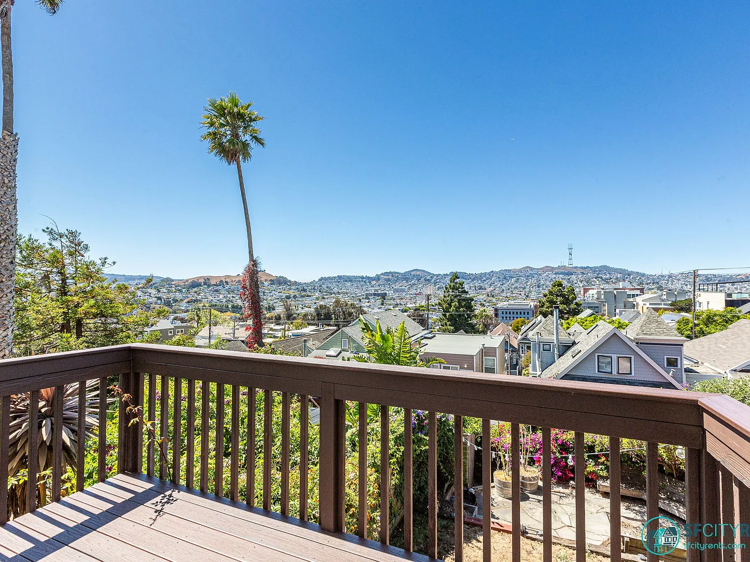Potrero Hill: Bright Bi-Level Condo w/ Views + Private Deck & Sunny Yard — Photo 2