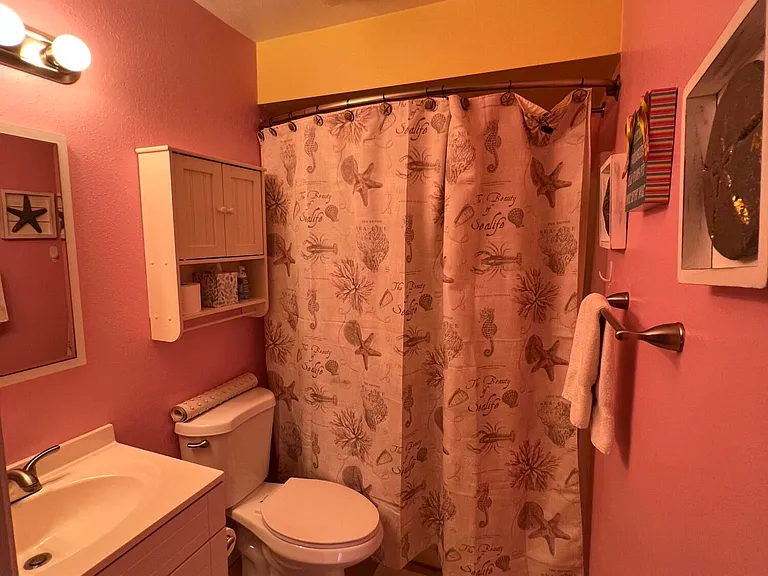 299 Chandler St #F — Photo 14