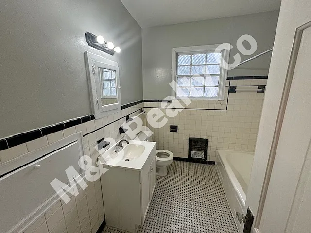 165 S Monterey St #2 — Photo 11
