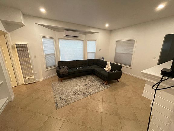 4th image of 346 19th St