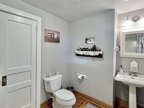 35th image of this home