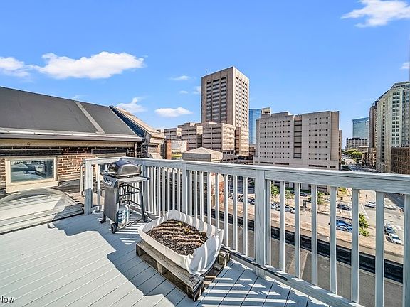 5th image of 408 W Saint Clair Ave APT 604