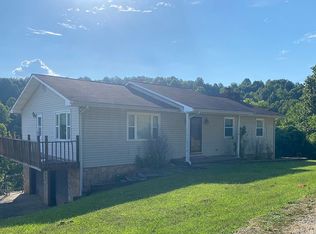 41 Plantation Rd, Charleston, WV 25312