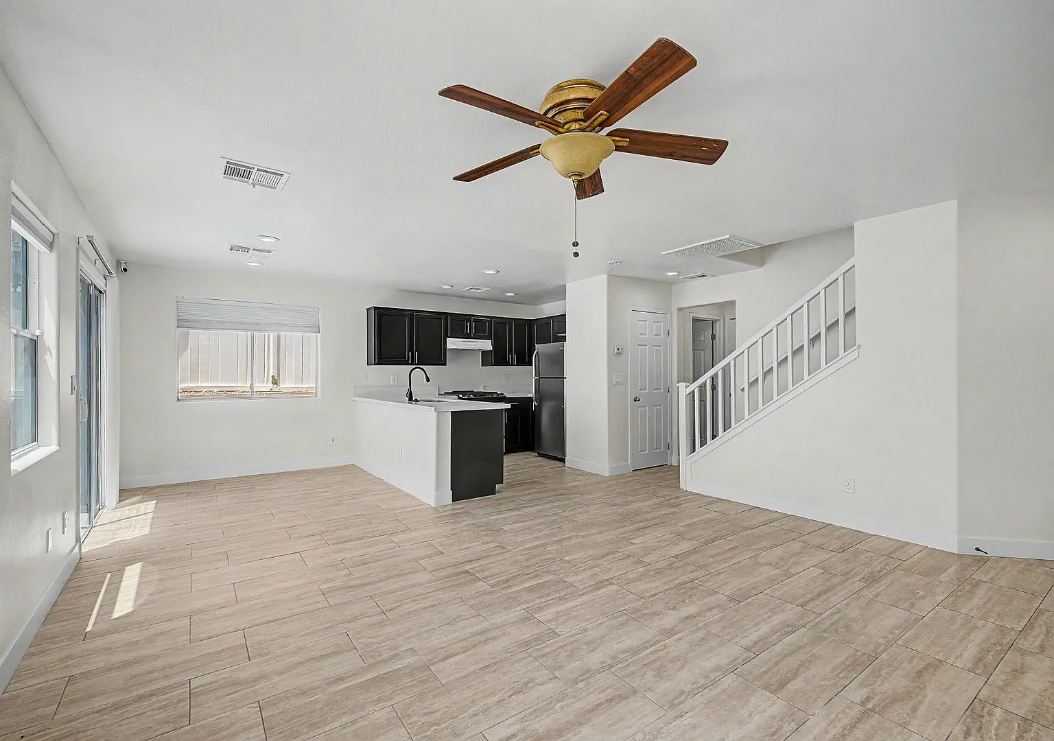 Renovated 3-bedroom home in 89131! — Photo 3