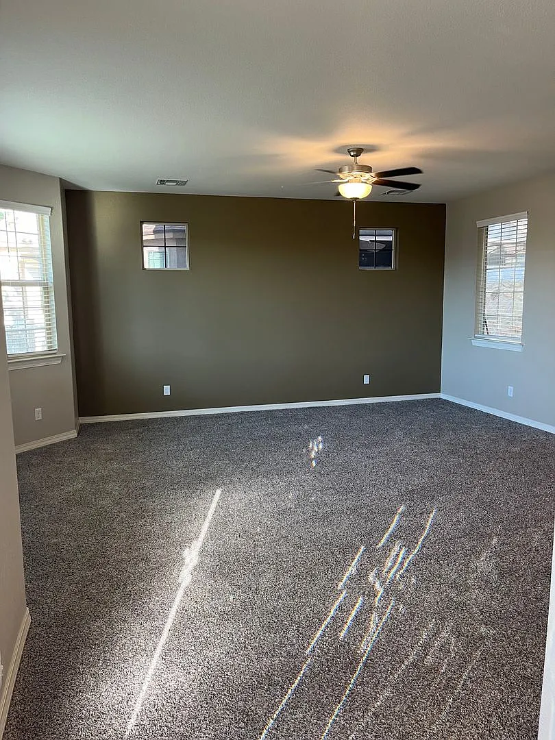 You will love this Carefree Home! — Photo 3