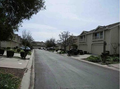 2nd image of 759 Jennifer Way