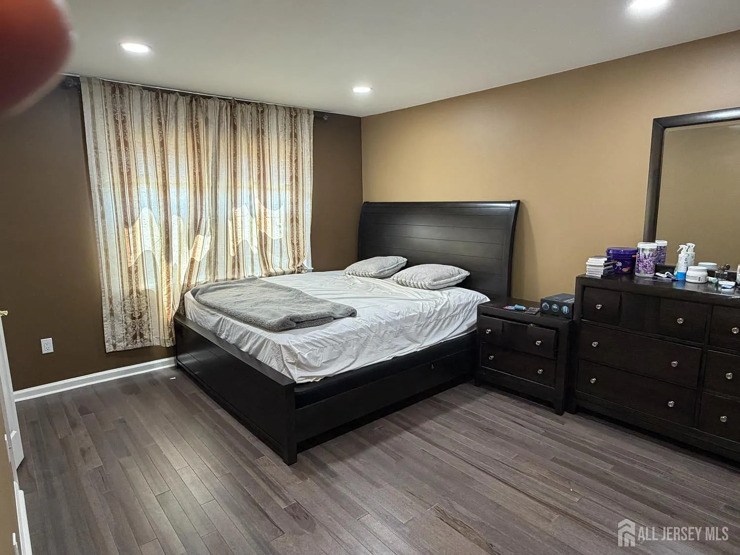 2 bed, 1.5 bath, $2,650 — Photo 4