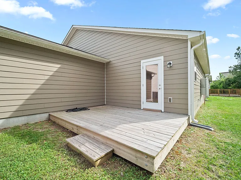 123 Grantham Pl — Photo 13