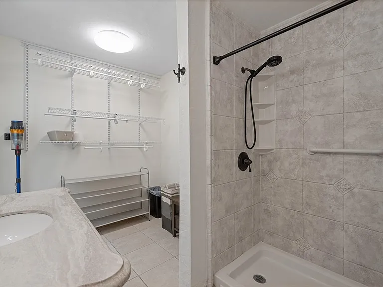 1 Windrush Blvd #98 — Photo 24