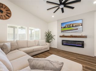 11335 Quail Hollow St, Victorville, CA 92392