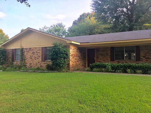 1st image of 308 Kent Dr