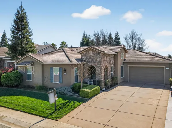 751 Woodacre Dr, Redding, CA 96002