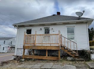 401 S Summit St, Derry, PA 15627
