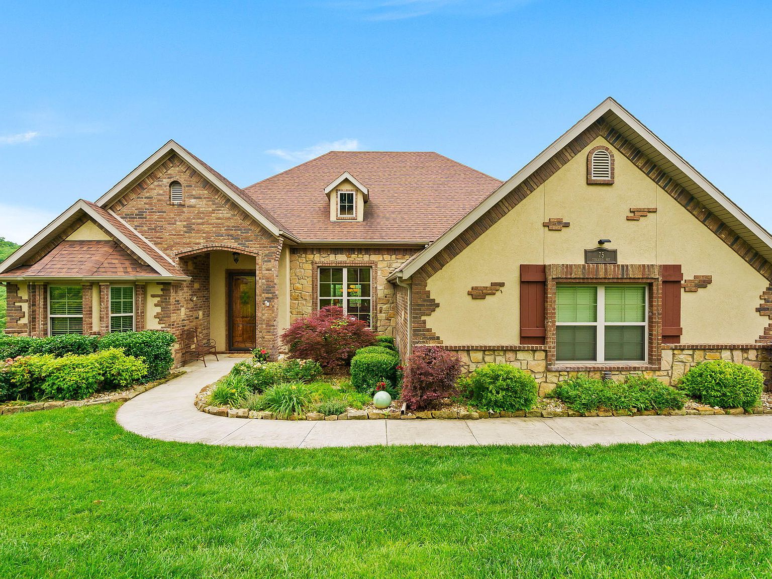 75 Tuscania Way, Blue Eye, MO 65611 Zillow