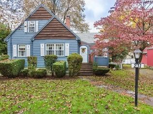 231 Mountain Ave, Arlington, MA 02474