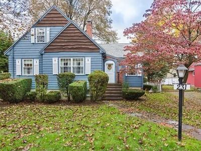 231 Mountain Ave, Arlington, MA, 02474