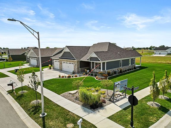 3rd image of 10528 Black Opal Ln