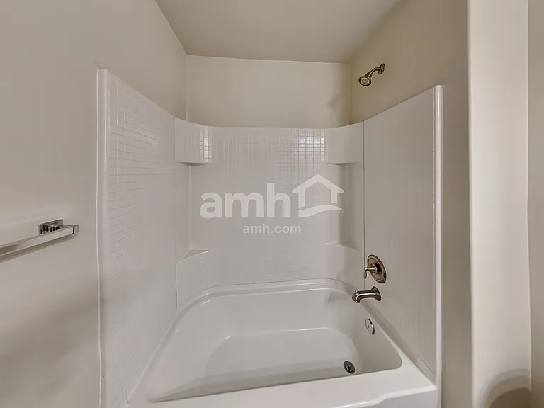 2655 Moore Ave — Photo 17