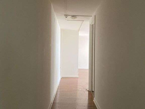 4th image of 151 S 24th St Floor 3