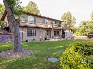 24399 Sweetwater Rd, Wilder, ID 83676
