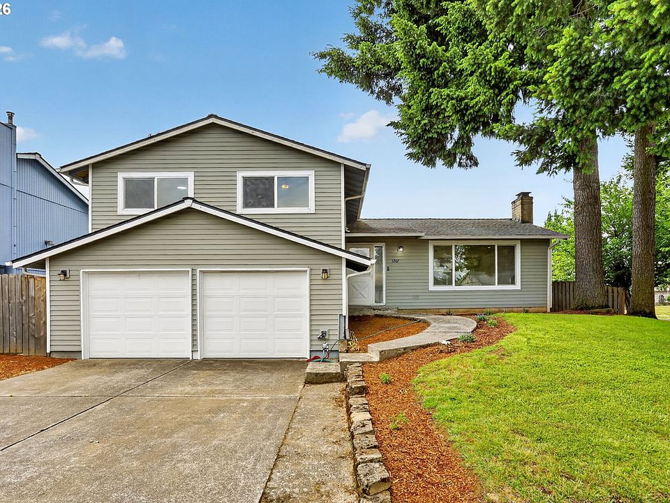 1st image of 1207 SE 217th Ave