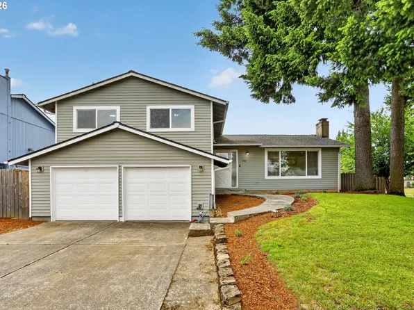 1207 SE 217th Ave, Gresham, OR 97030