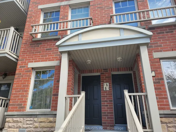 3250 Bentley Dr #6, Mississauga, ON L5M 0P7