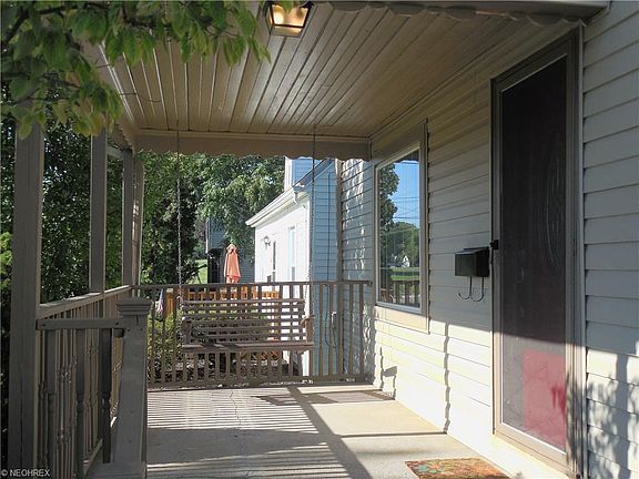 3rd image of 254 S Main St