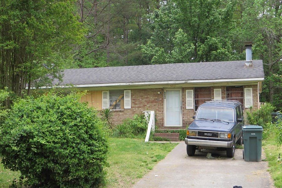 1st image of 101 Diamond Ln